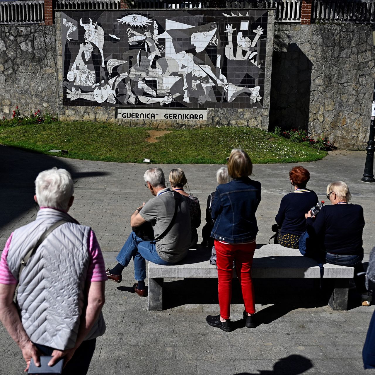 You are currently viewing Where Does This Anti-War Masterpiece Belong? In Spain, a Request to Borrow Picasso’s ‘Guernica’ Sparks a Bitter Debate