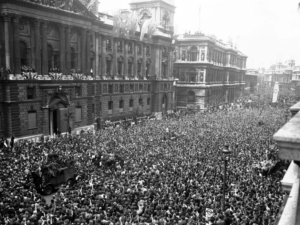 Read more about the article Today in History: May 8, Allies celebrate Nazi surrender in World War II