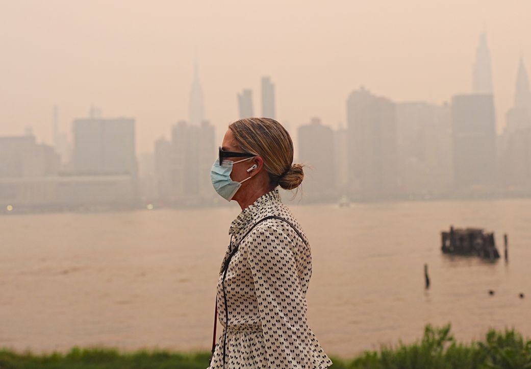 You are currently viewing Face masks reduce wildfire smoke exposure, but other protections are needed