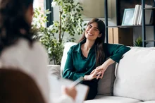Read more about the article For Psychotherapy Patients, No AI Is Better Than Any AI
