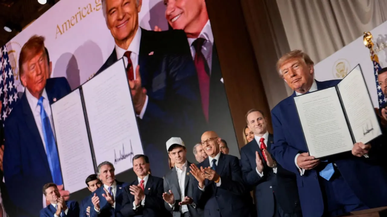 You are currently viewing Trump, tech executives release ‘morally binding’ accord amid rising fears over AI safety